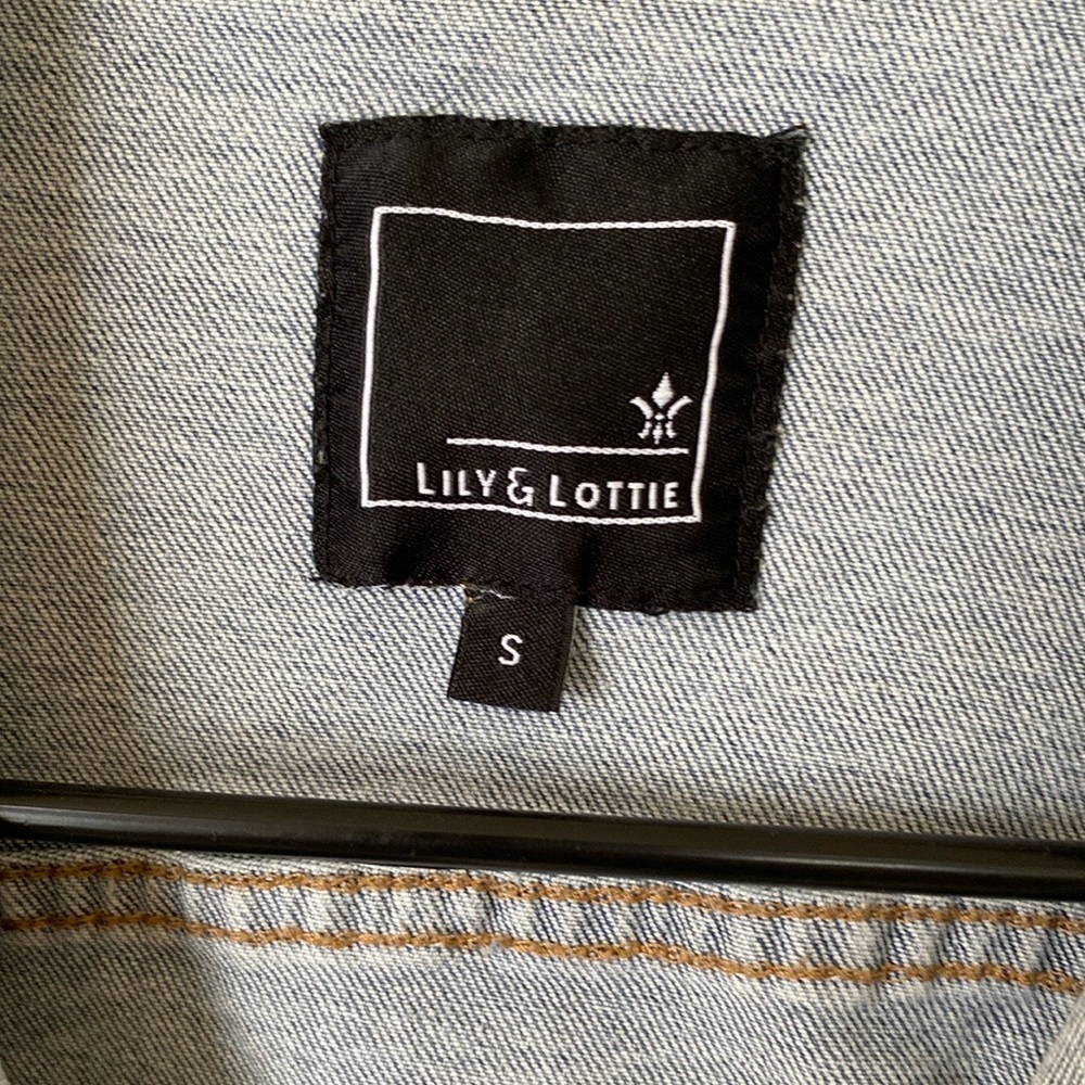 Distressed Denim Jacket - Picture 3 of 6